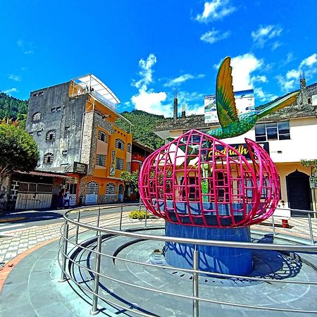 Hotel Amazonia Y Sol Baños Eksteriør bilde